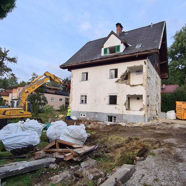 Abbrucharbeiten Dokotor-Prem-Straße Abbrucharbeiten Dokotor-Prem-Straße