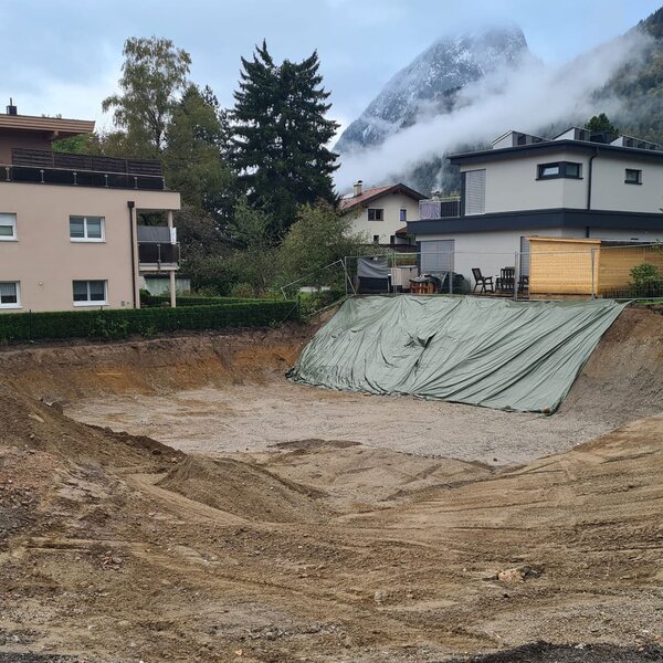 Aushubarbeiten – Doktor Prem Straße – Tiroler Immobilien Aushubarbeiten – Doktor Prem Straße – Tiroler Immobilien